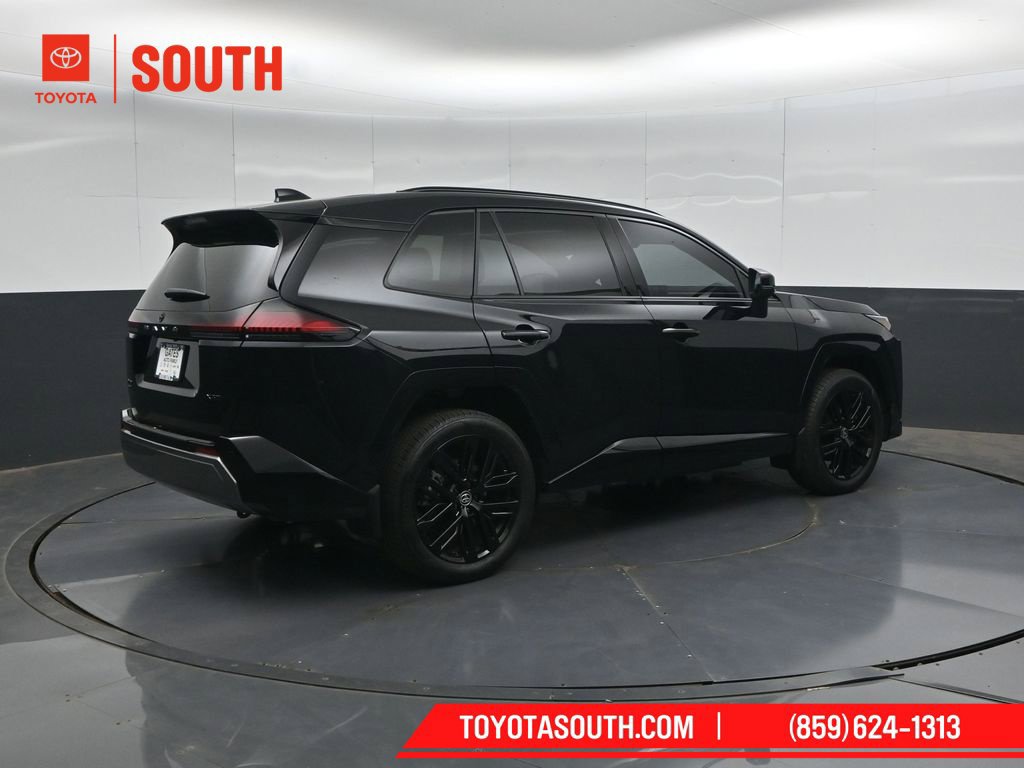 Used 2026 Toyota RAV4 XSE AWD/4WD image 2