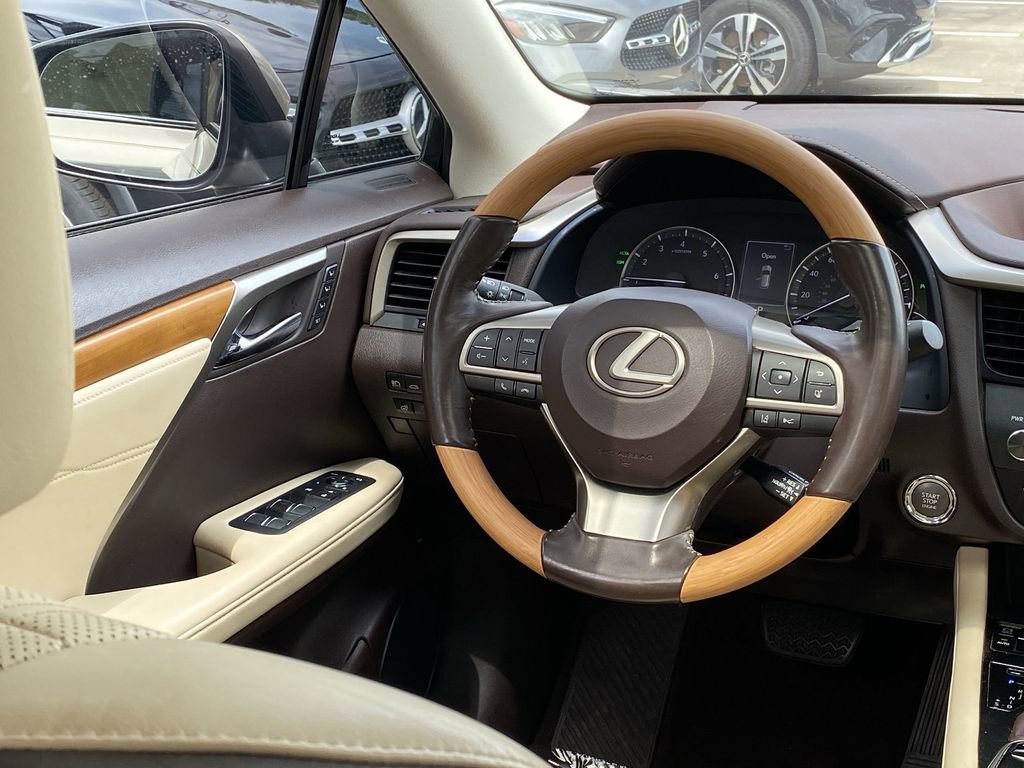Used 2019 Lexus RX 350 FWD w/ Premium Package image 3