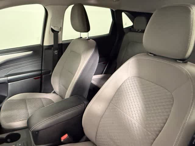 Used 2021 Ford Escape SE w/ SE Sport Appearance Package FWD image 34