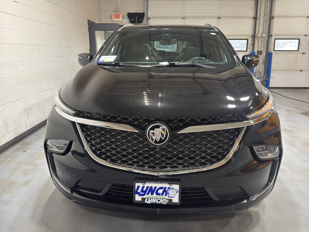 Used 2024 Buick Enclave Avenir w/ Avenir Technology Package image 9