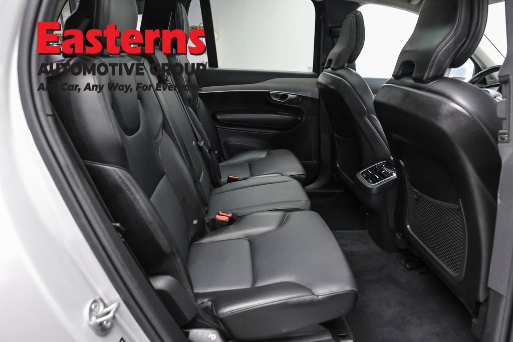 Used 2022 Volvo XC90 T5 Momentum AWD/4WD image 23