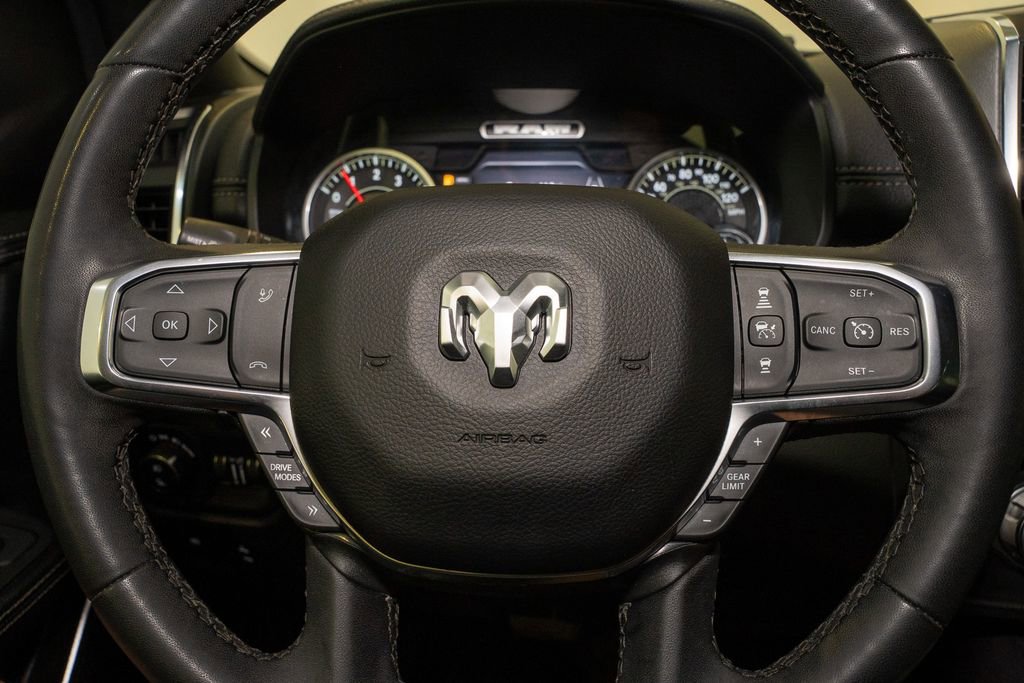 Used 2025 RAM 1500 Laramie image 19