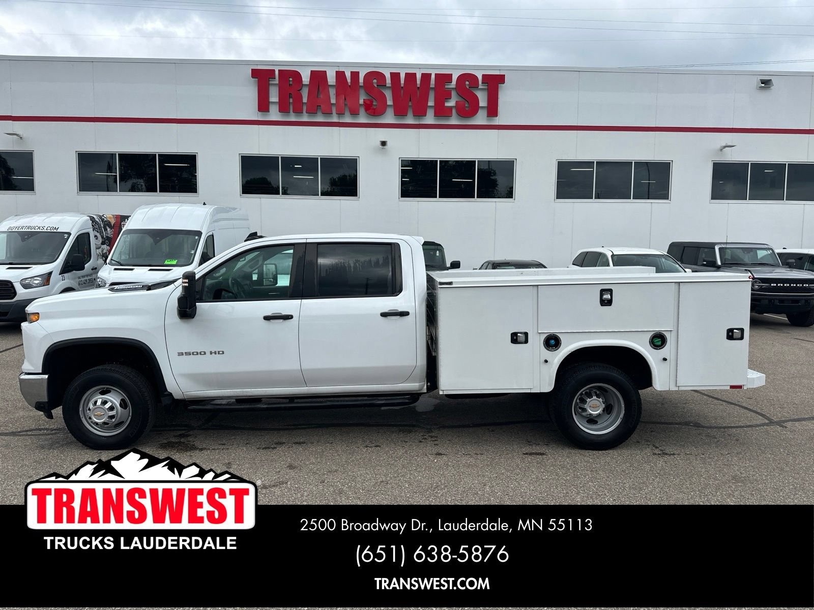 Used 2024 Chevrolet Silverado 3500 W/T w/ WT Convenience Package AWD/4WD image 2