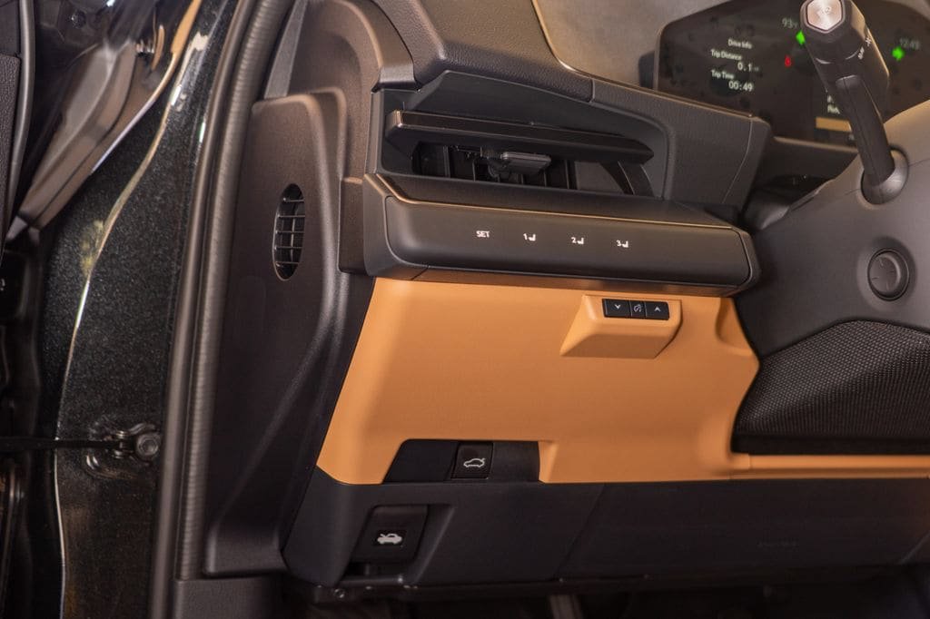 New 2026 Lexus ES 350e w/ Convenience Package FWD image 13