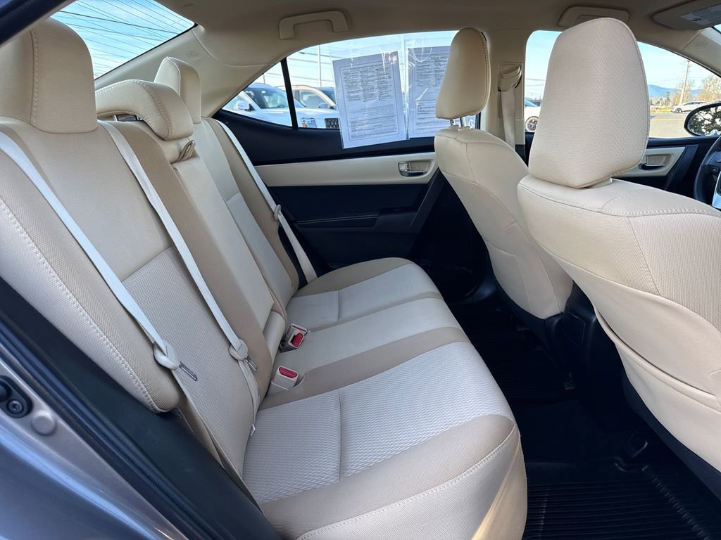 Used 2017 Toyota Corolla LE image 18