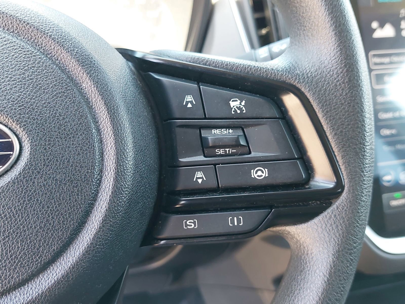 Certified 2024 Subaru Crosstrek 2.0i Premium AWD/4WD image 17