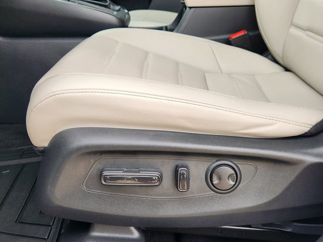 Used 2025 Honda CR-V EX-L image 23