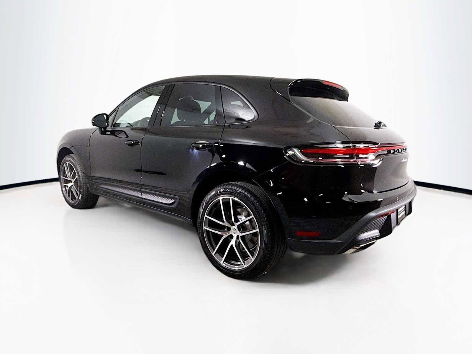 New 2025 Porsche Macan AWD/4WD image 3