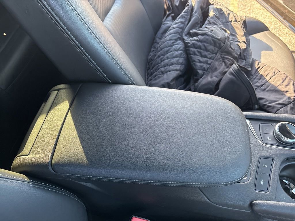 Used 2022 Cadillac XT5 Premium Luxury image 35