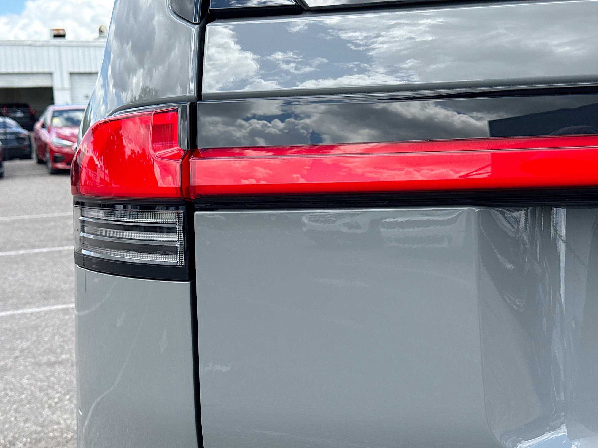 Used 2024 Lexus GX 550 w/ Accessory Package (Z1) image 10