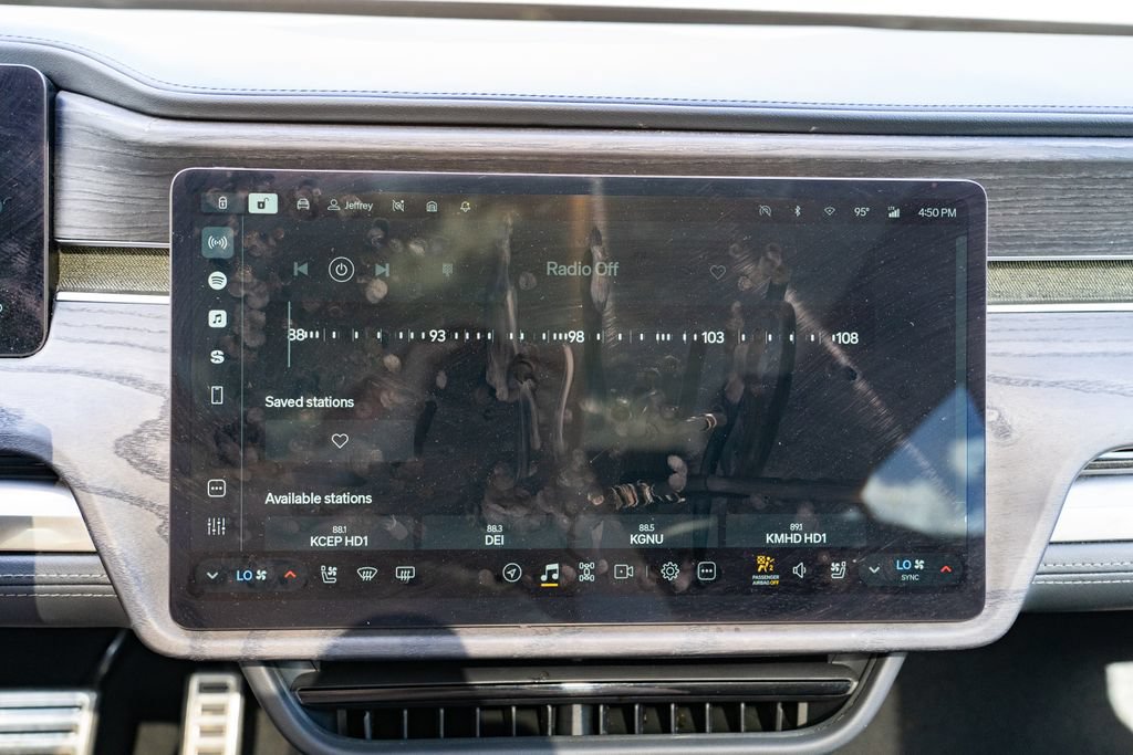 Used 2024 Rivian R1S Adventure AWD/4WD image 13