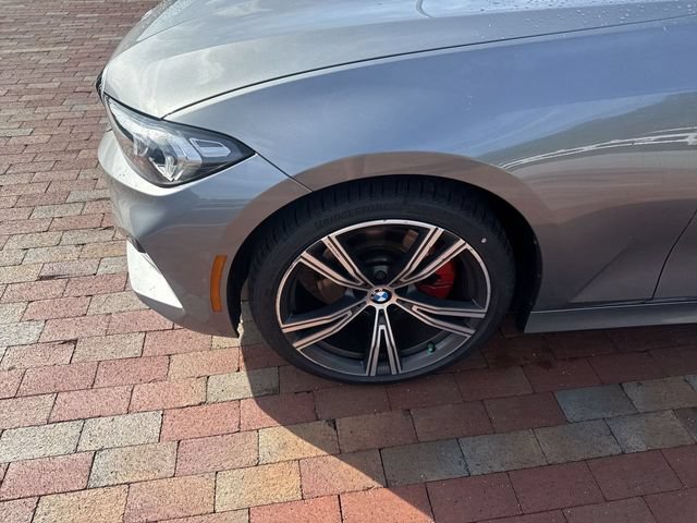 Used 2023 BMW 330i Sedan w/ Premium Package RWD image 10