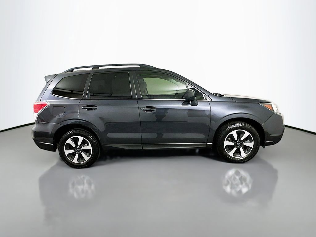 Used 2018 Subaru Forester 2.5i Limited AWD/4WD image 4