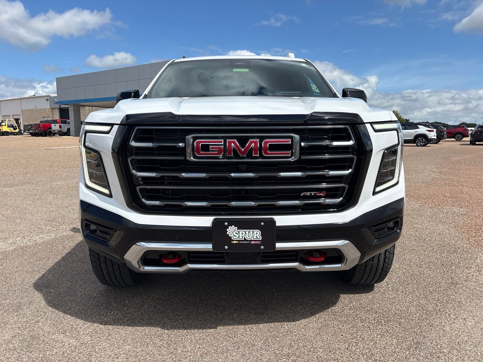 New 2026 GMC Yukon AT4 w/ AT4 Premium Package AWD/4WD image 9