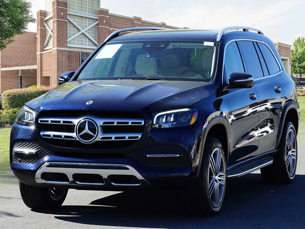 Used 2022 Mercedes-Benz GLS 450 4MATIC image 4