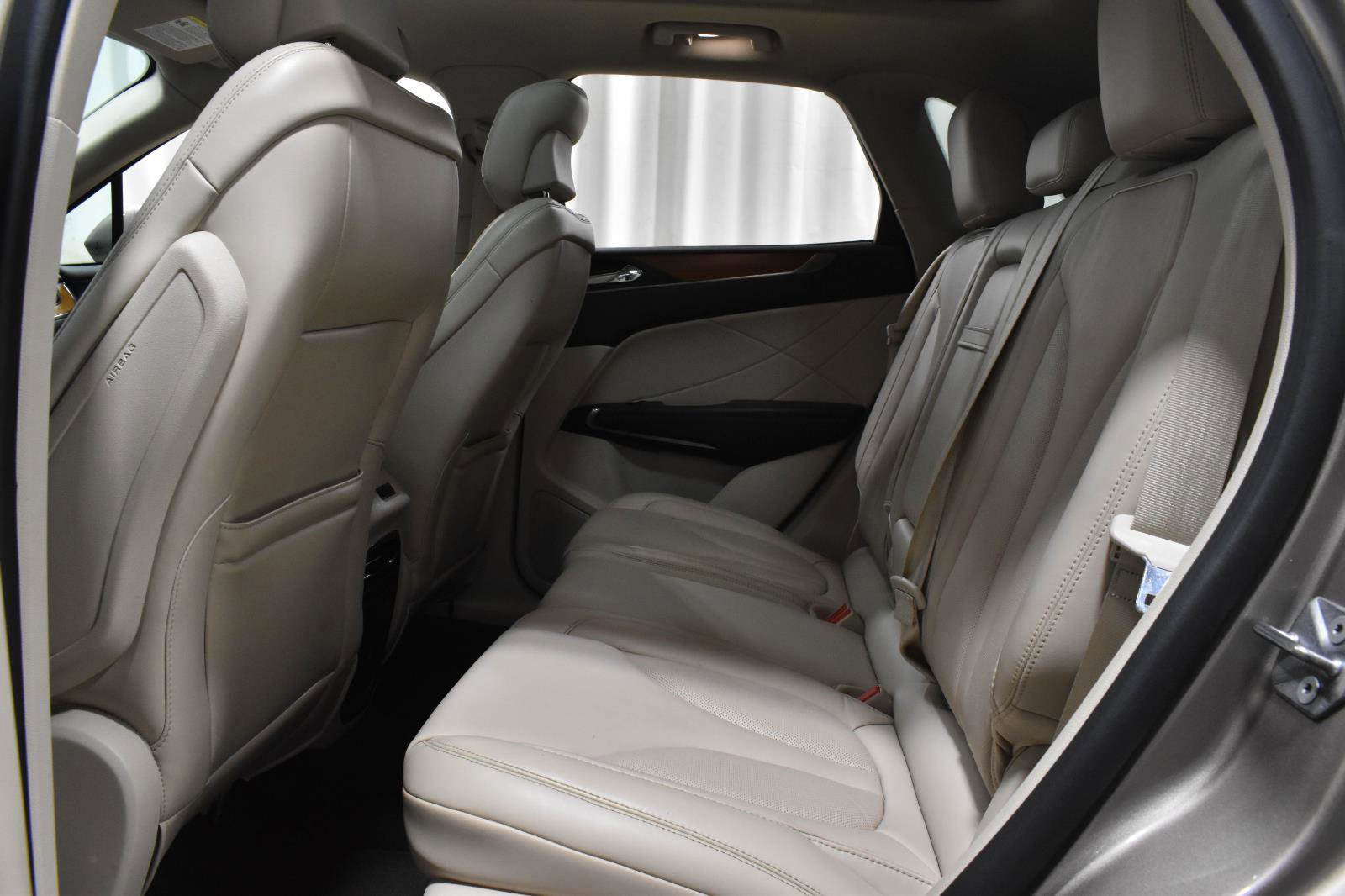 Used 2019 Lincoln MKC Select w/ Select Plus Package image 5