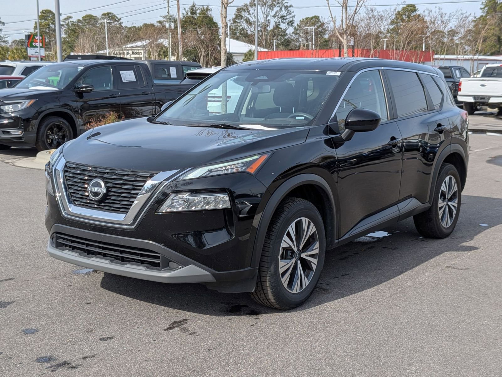 Used 2023 Nissan Rogue SV image 7