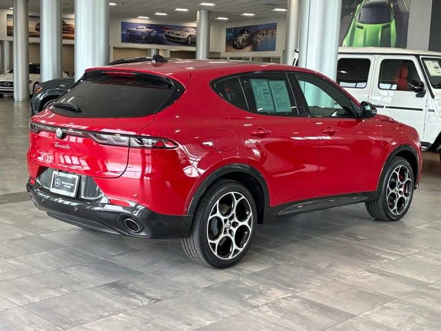 Used 2024 Alfa Romeo Tonale Veloce AWD/4WD image 4