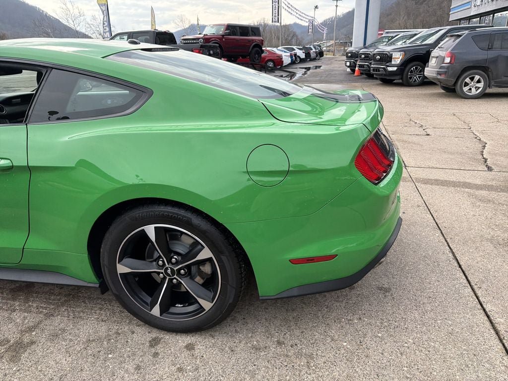 Used 2019 Ford Mustang Coupe RWD image 7
