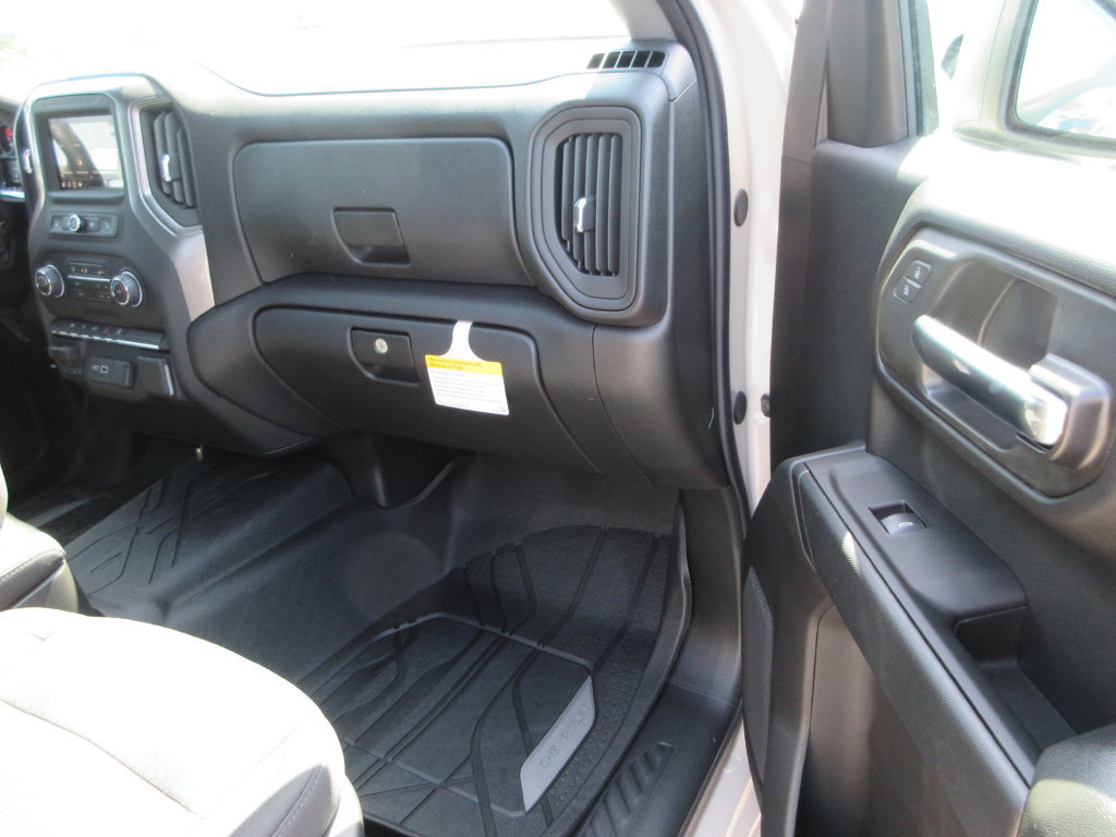 New 2026 Chevrolet Silverado 1500 Custom w/ Turbomax Blackout Package AWD/4WD image 20