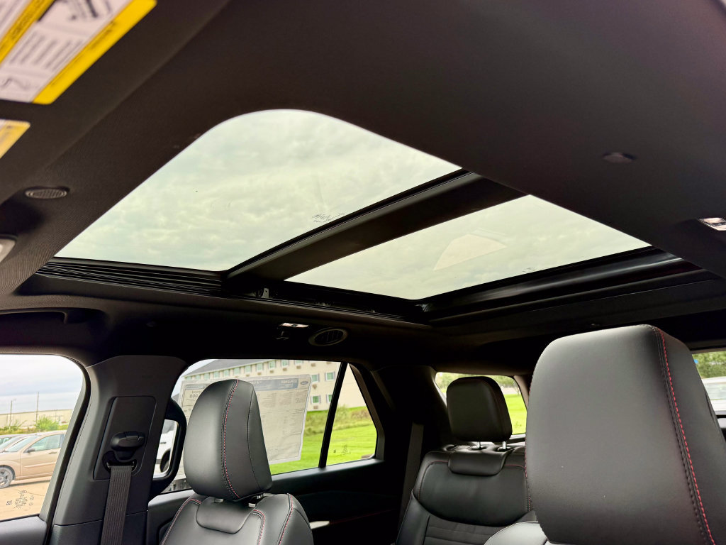 New 2027 Ford Explorer ST-Line w/ Premium Package AWD/4WD image 33