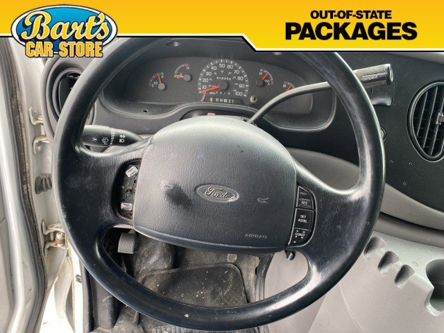 Used 2001 Ford E-250 and Econoline 250 RWD image 16