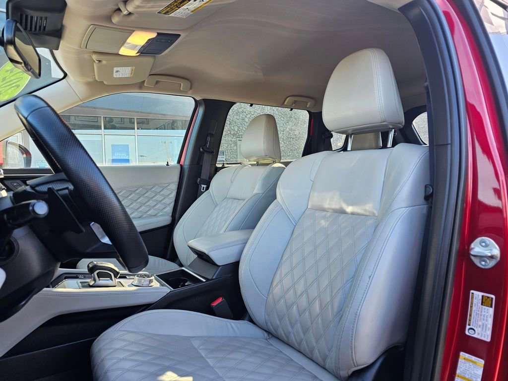Used 2024 Mitsubishi Outlander SEL image 18