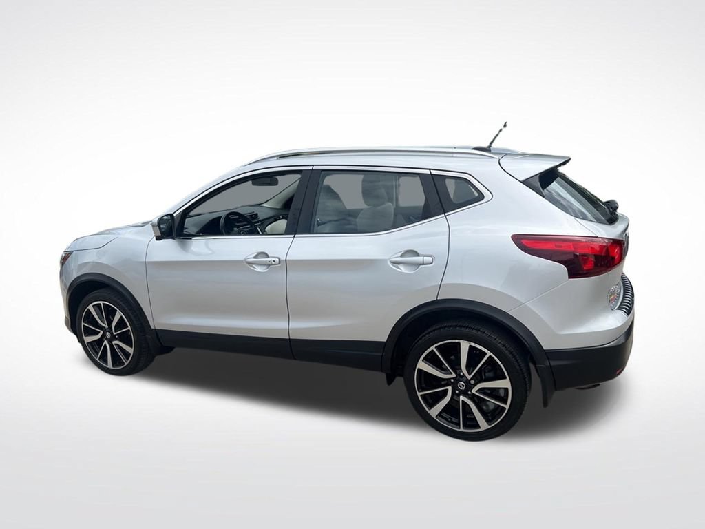 Used 2018 Nissan Rogue Sport SL w/ SL Premium Package AWD/4WD image 44