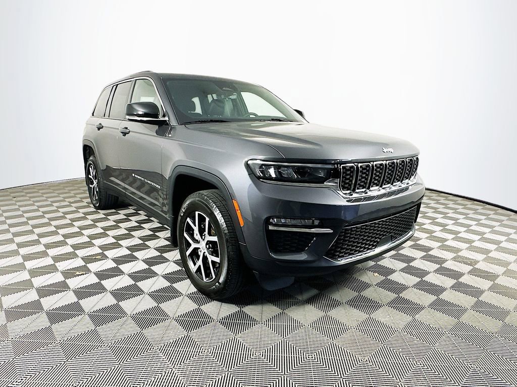 Certified 2025 Jeep Grand Cherokee Limited w/ MOPAR Finishing Package image 2