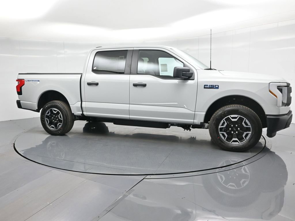New 2024 Ford F150 Lightning Pro image 25