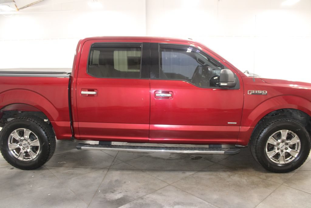 Used 2016 Ford F150 XLT w/ Equipment Group 302A Luxury AWD/4WD image 11