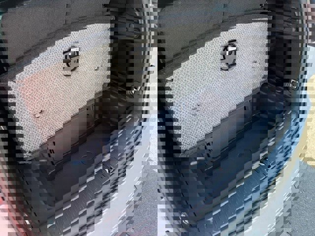 New 2025 Jeep Grand Cherokee L Limited w/ Luxury Tech Group II image 24