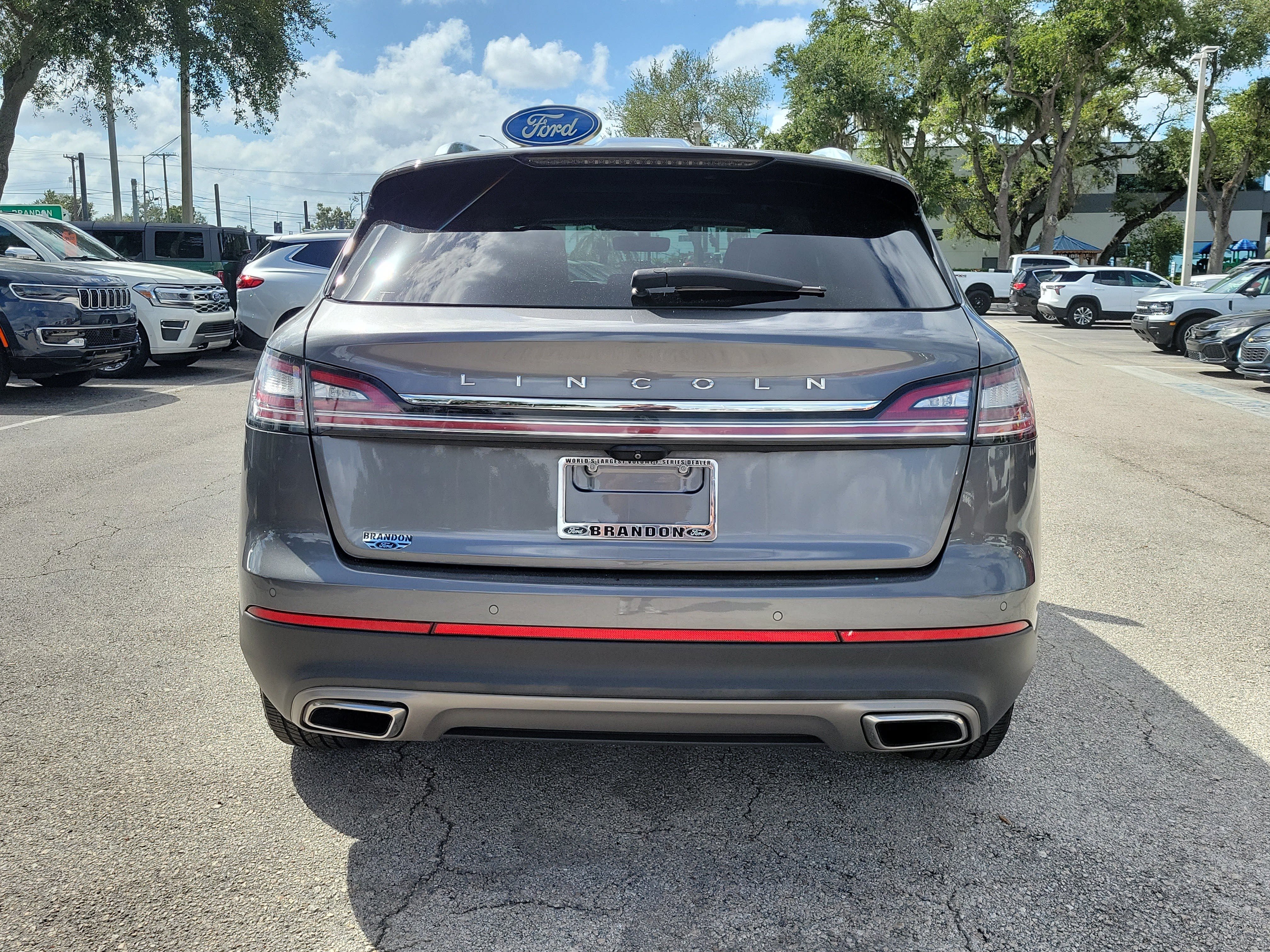 Used 2022 Lincoln Nautilus Reserve FWD image 8