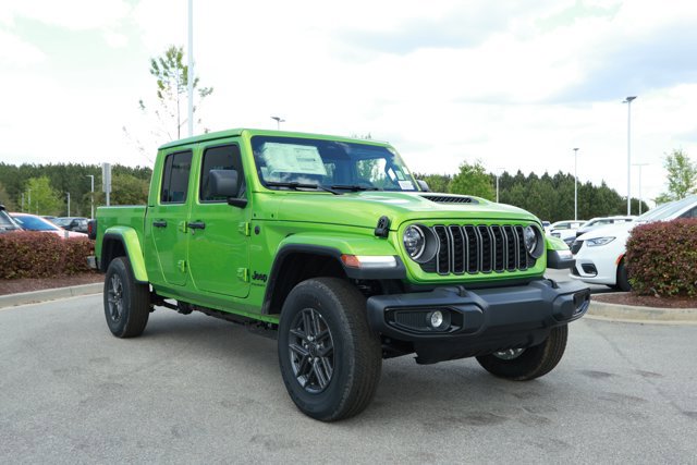 New 2026 Jeep Gladiator Sport image 3