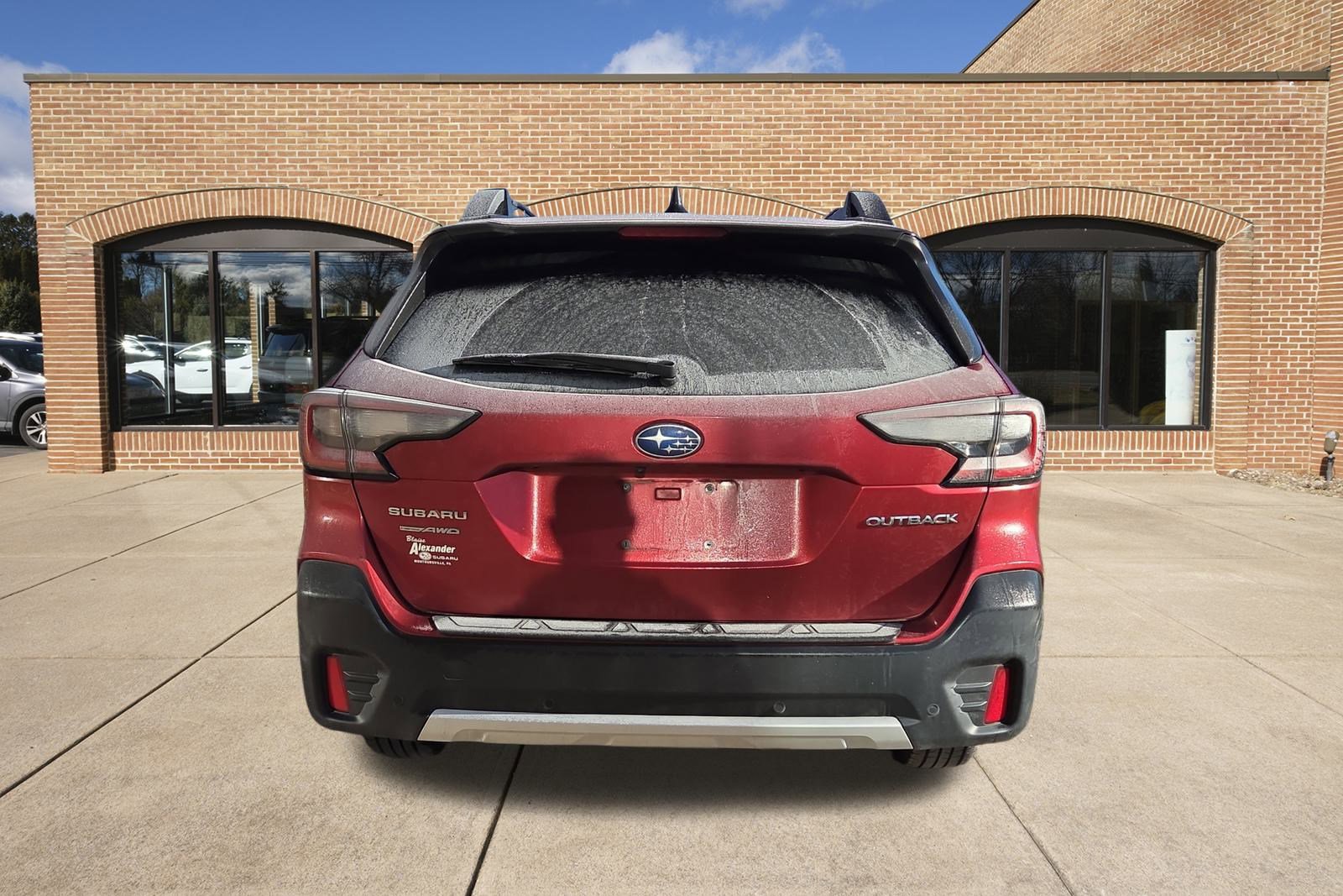 Used 2022 Subaru Outback Limited image 4