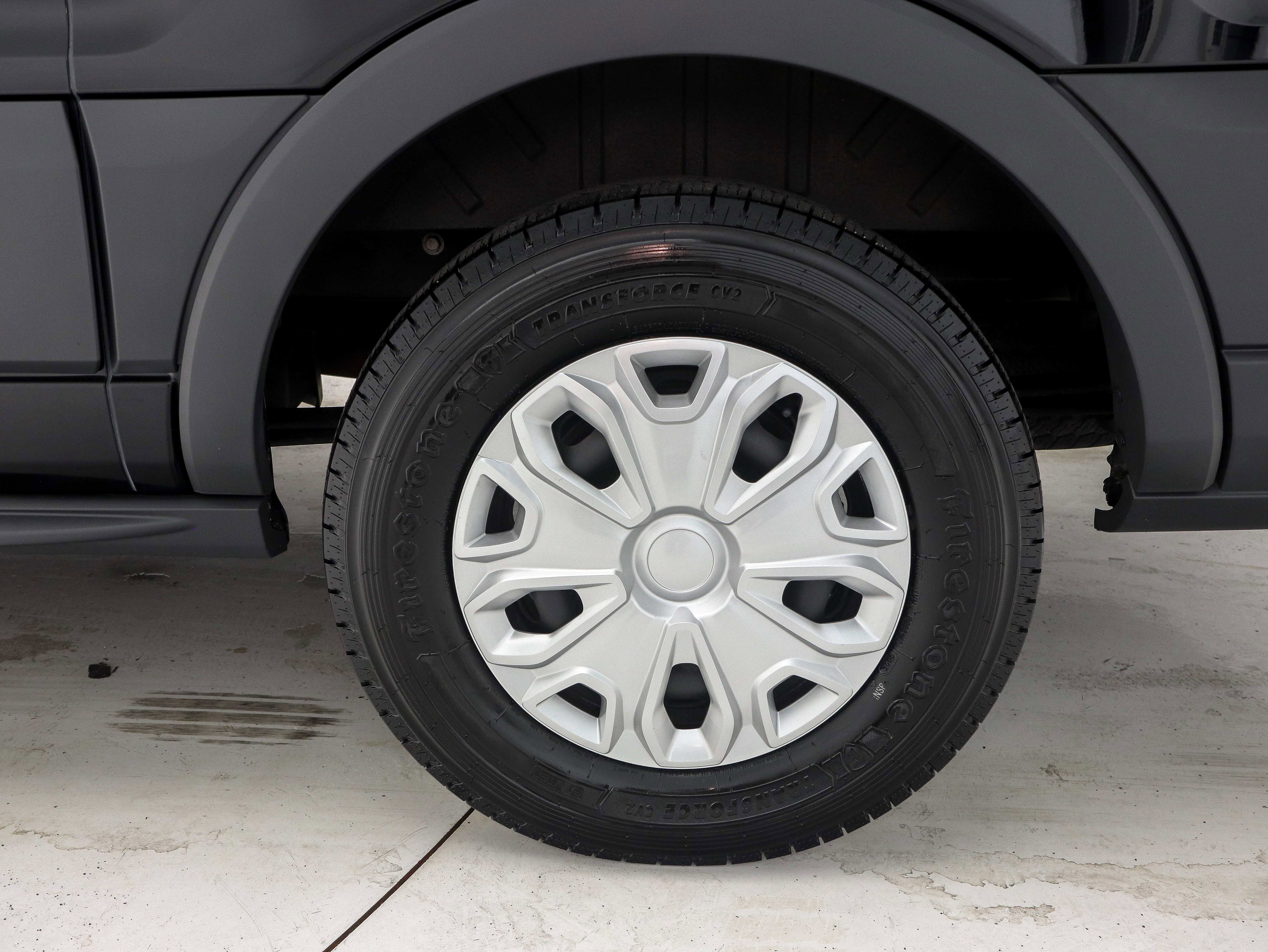 Used 2016 Ford Transit 150 XLT image 27