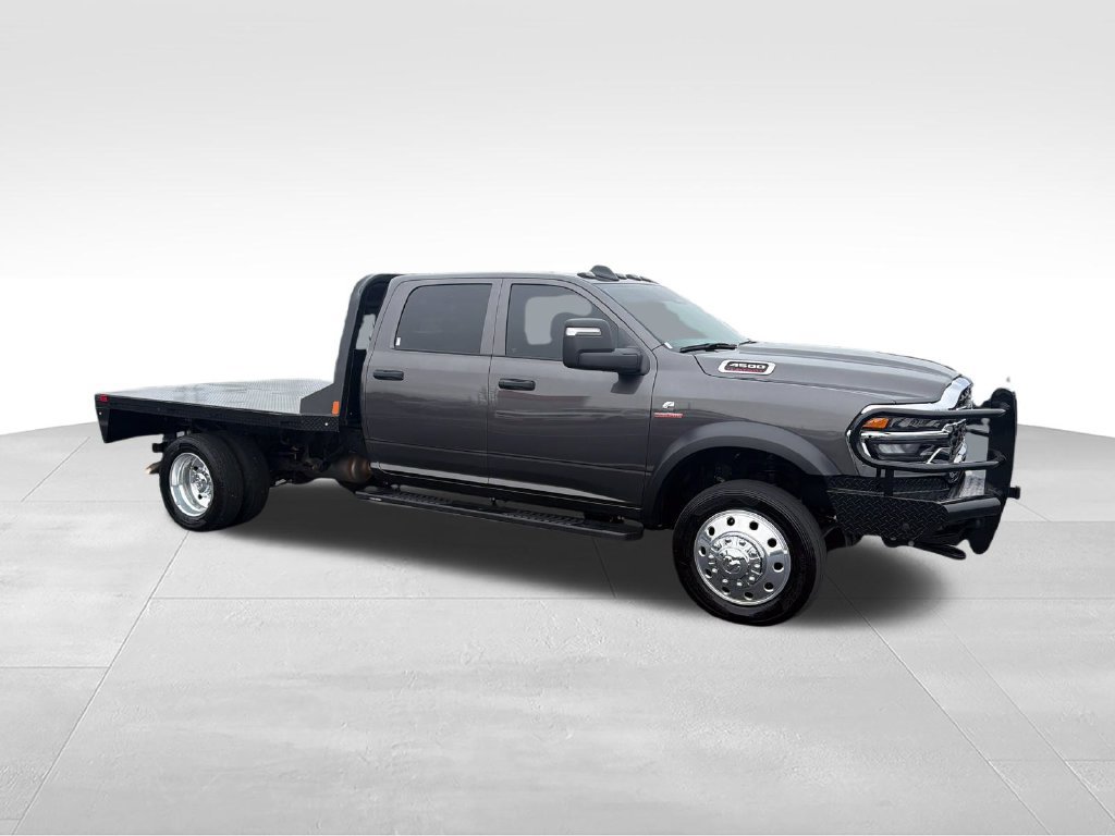 Used 2026 RAM 4500 Tradesman w/ Chrome Appearance Group AWD/4WD image 7