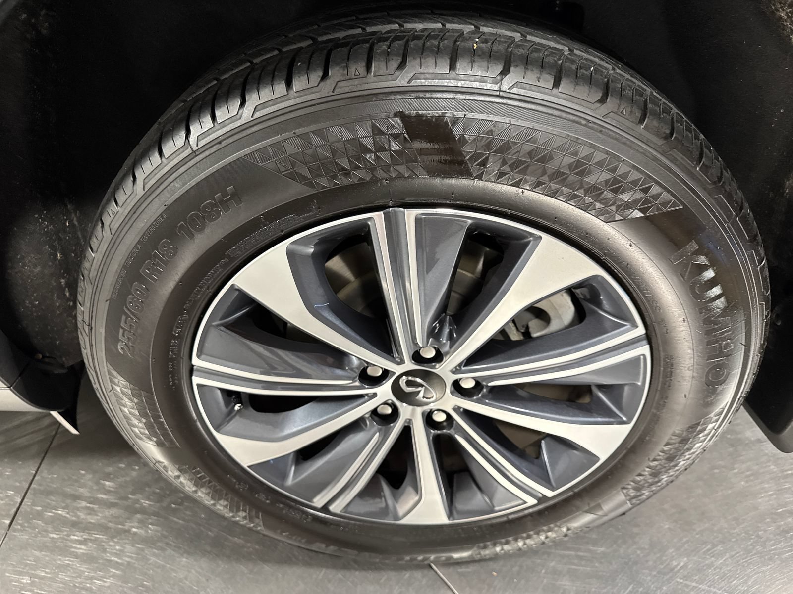 Certified 2025 INFINITI QX60 Pure AWD/4WD image 12