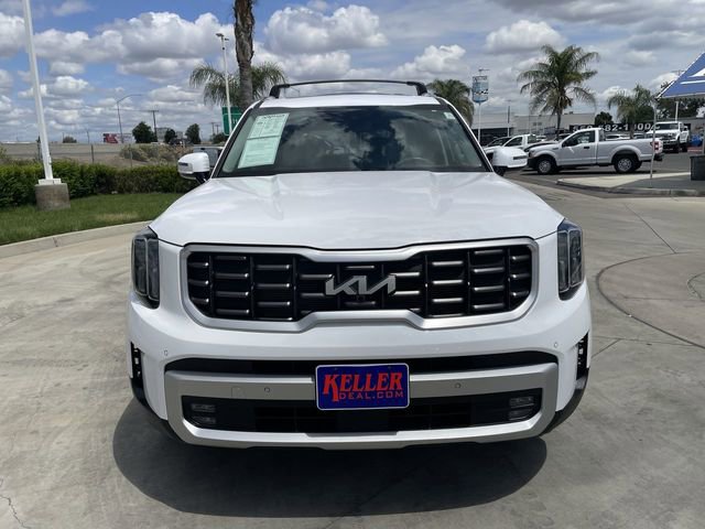Used 2025 Kia Telluride SX w/ SX Captain's Chair Package FWD image 3