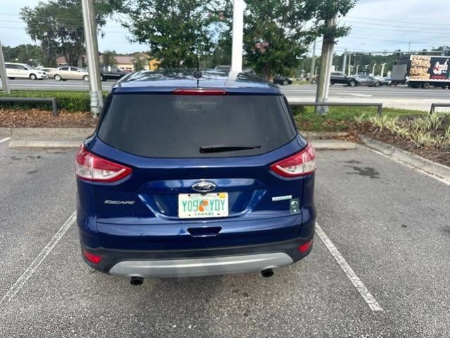 Used 2016 Ford Escape SE FWD image 6