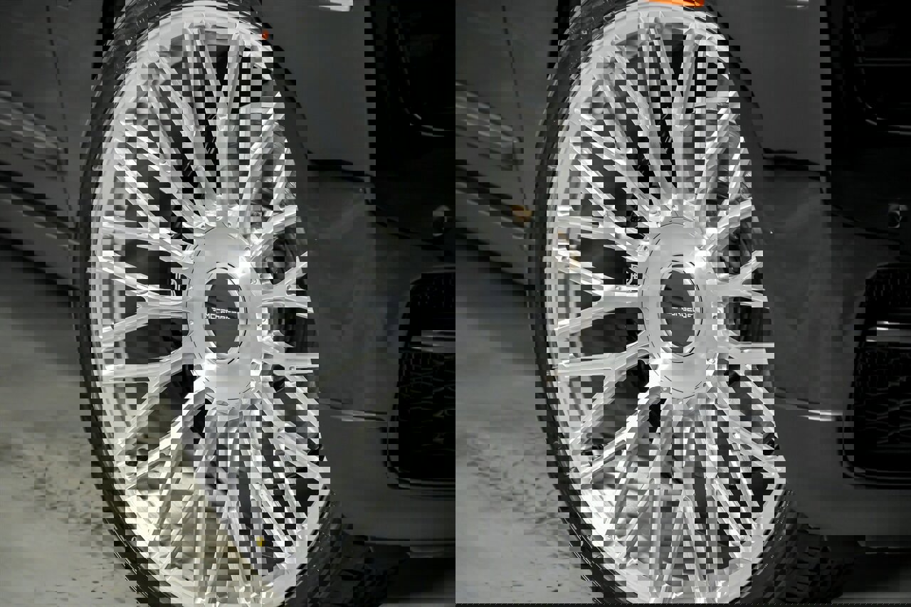 Used 2022 Rolls-Royce Cullinan image 4