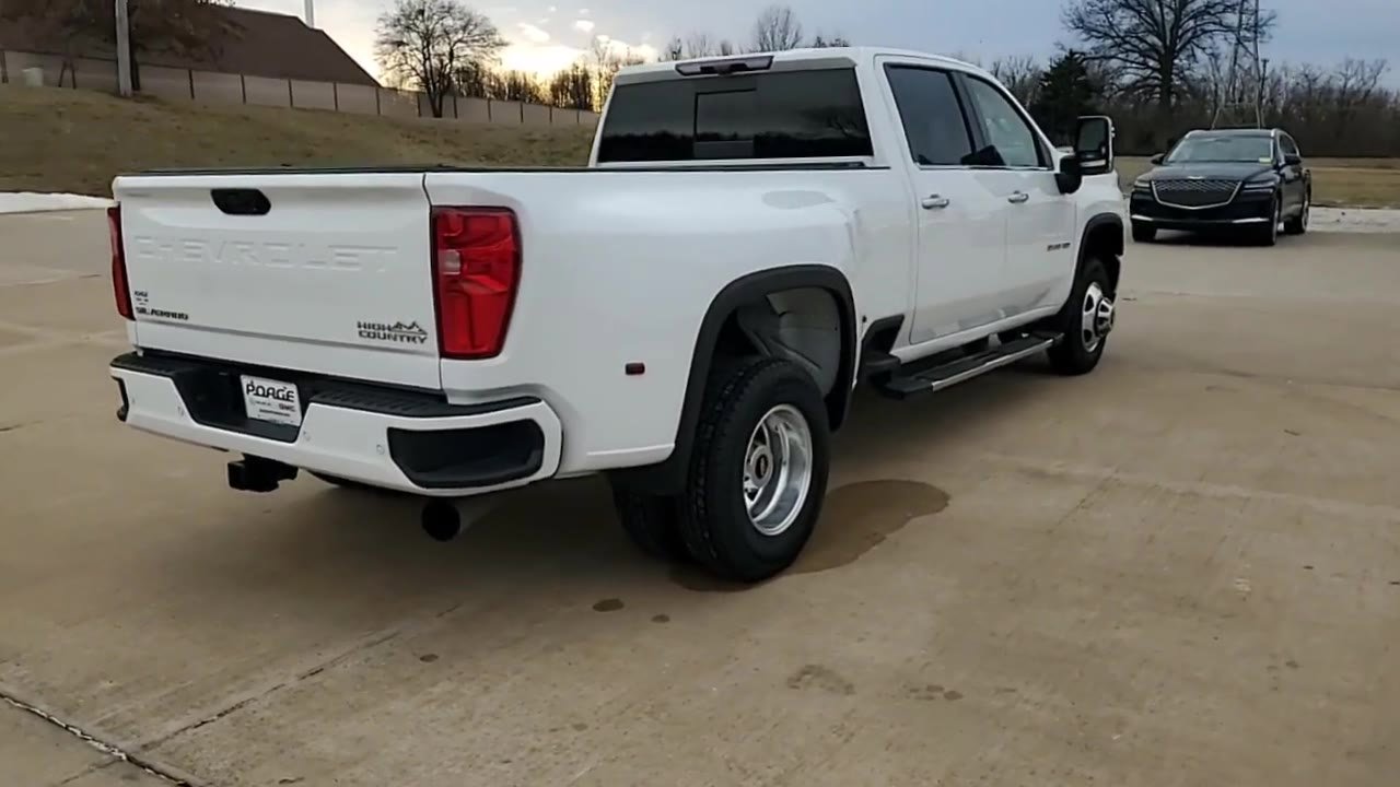 Used 2021 Chevrolet Silverado 3500 High Country image 8