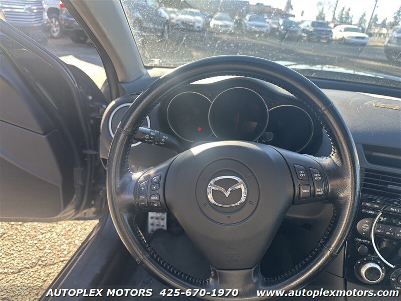 Used 2004 MAZDA RX-8 w/ MT Grand Touring Pkg RWD image 15
