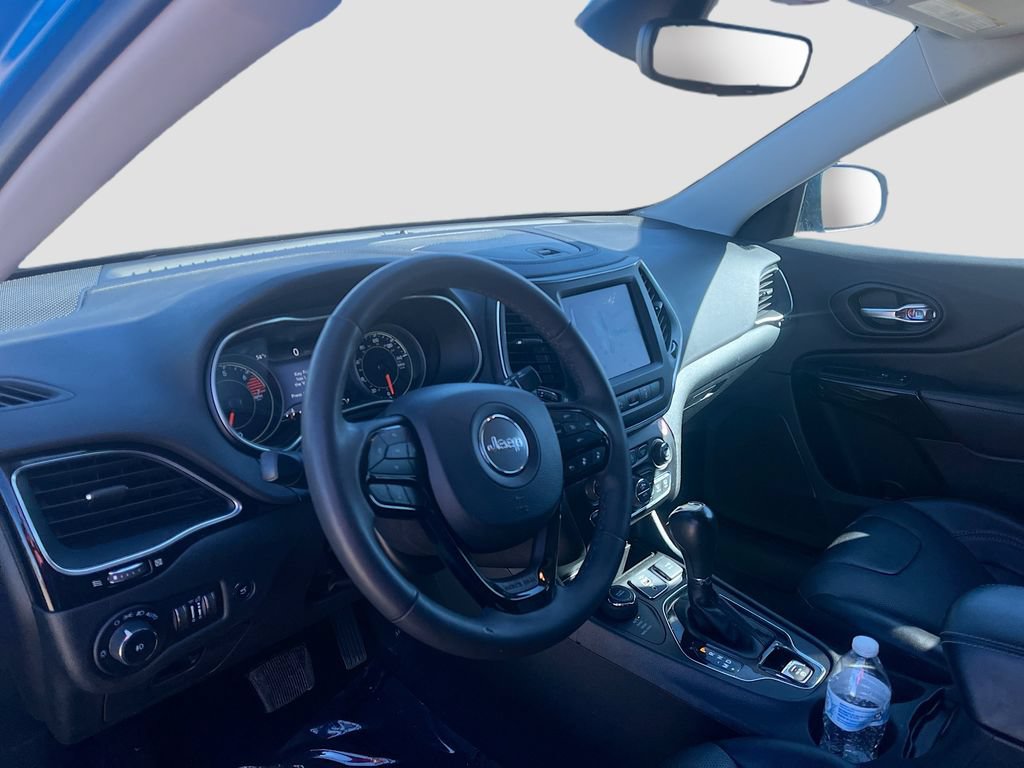 Used 2023 Jeep Cherokee Altitude Lux AWD/4WD image 9