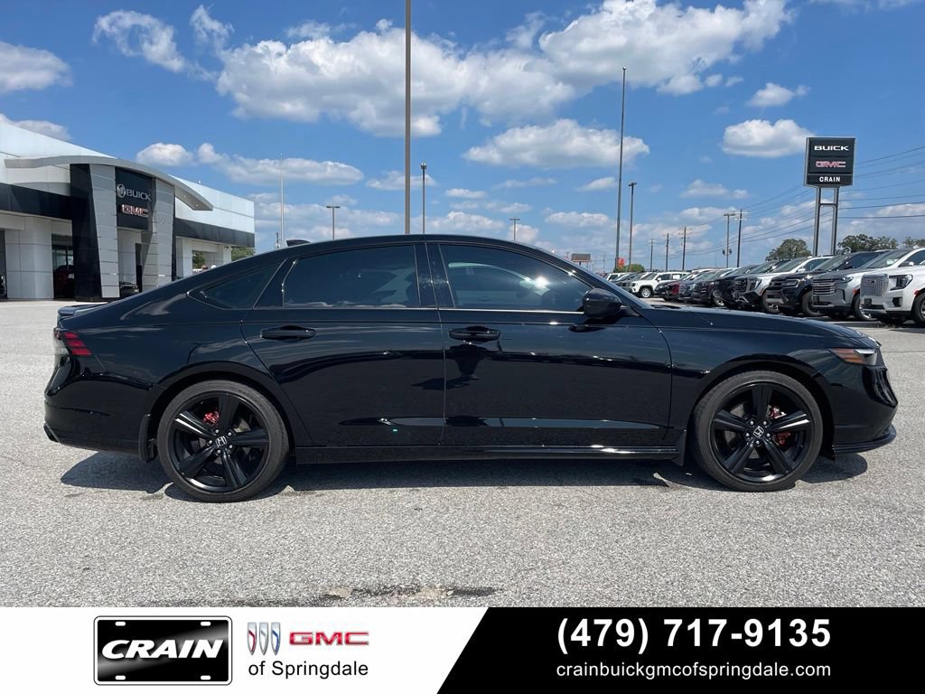 Used 2025 Honda Accord Sport image 8