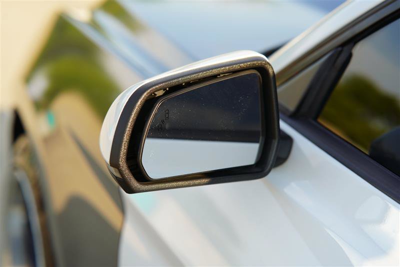 Used 2015 Ford Mustang Coupe RWD image 30