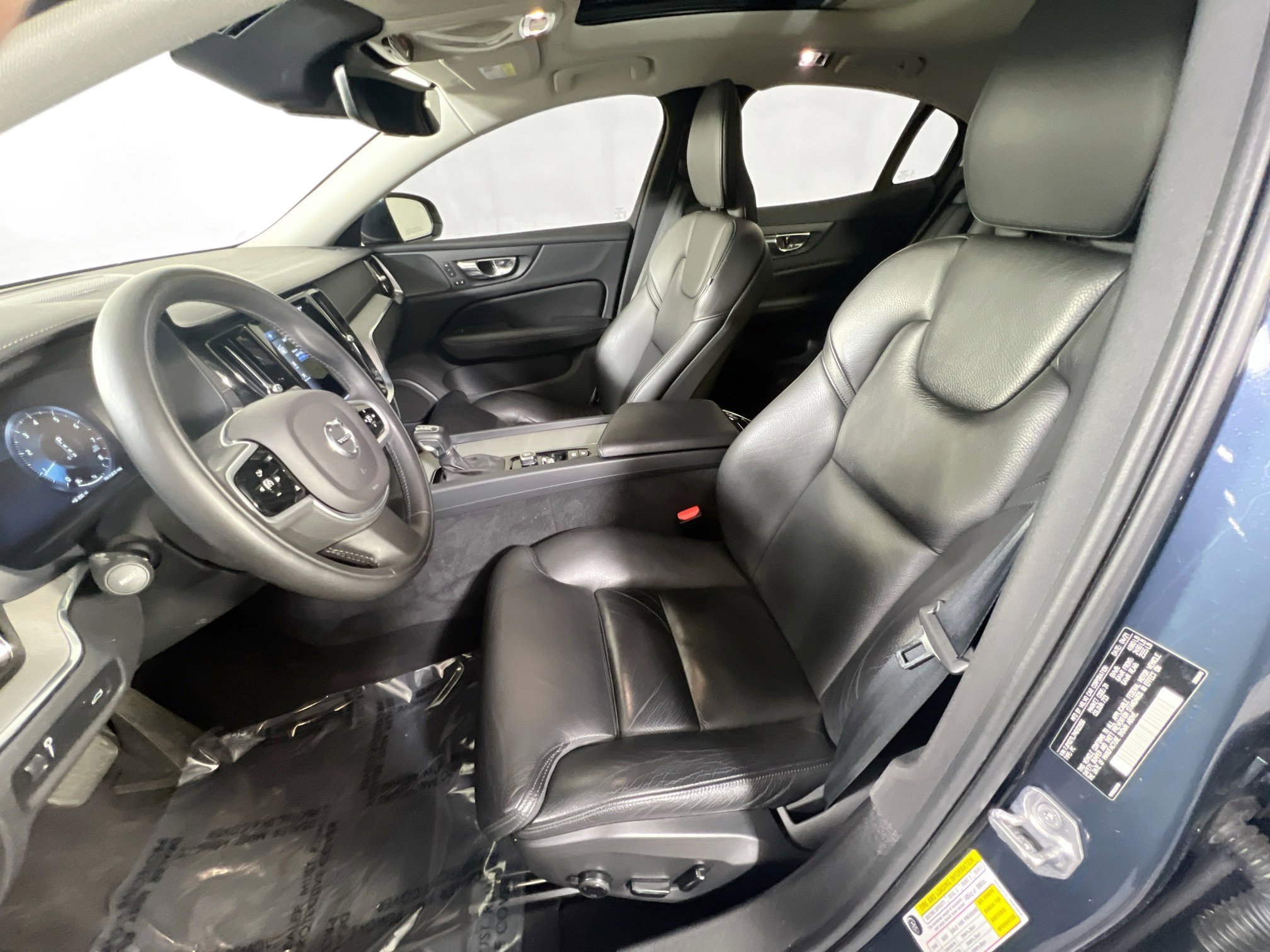 Used 2021 Volvo S60 T5 Inscription image 22