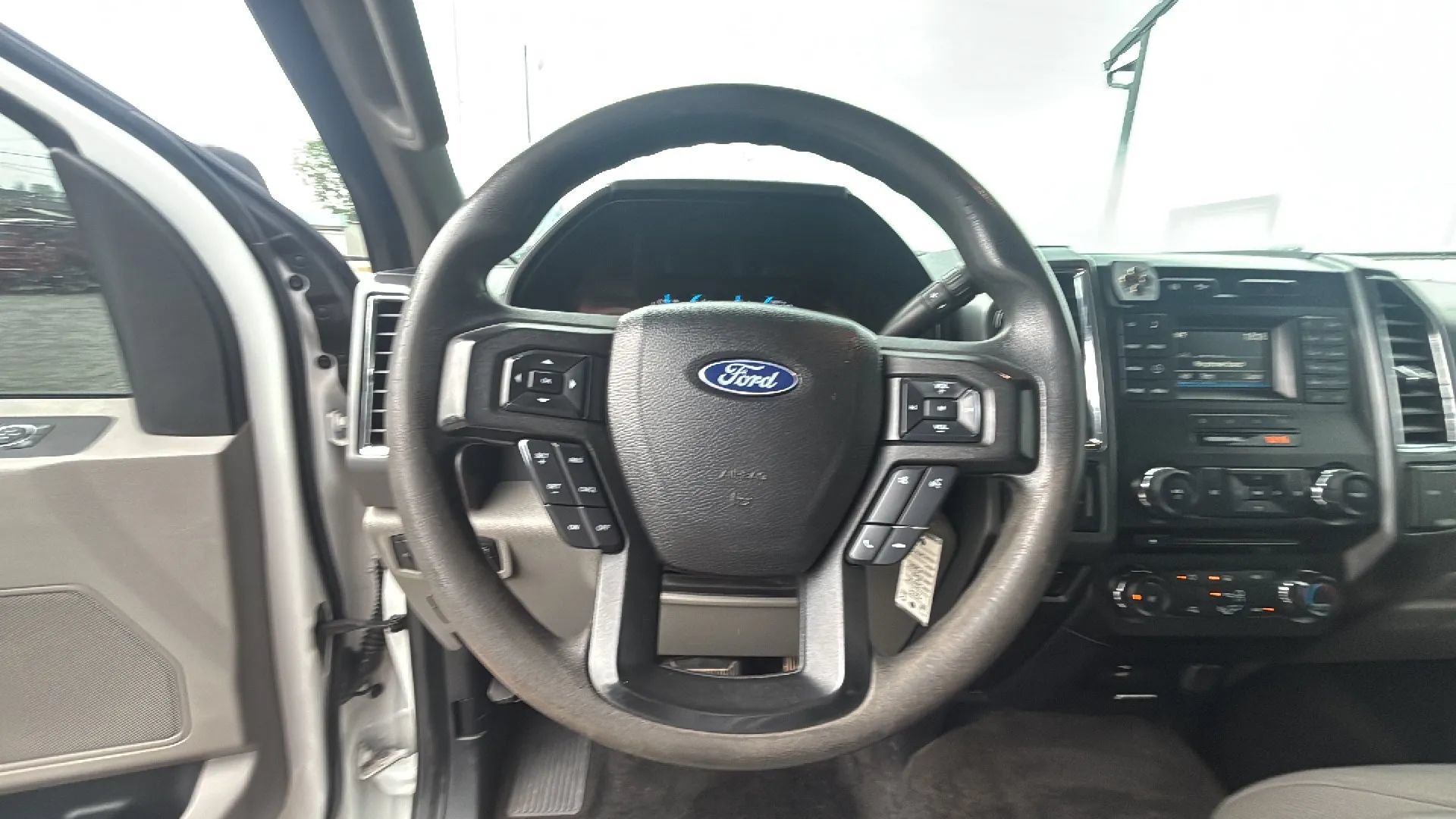 Used 2018 Ford F250 XLT AWD/4WD image 21