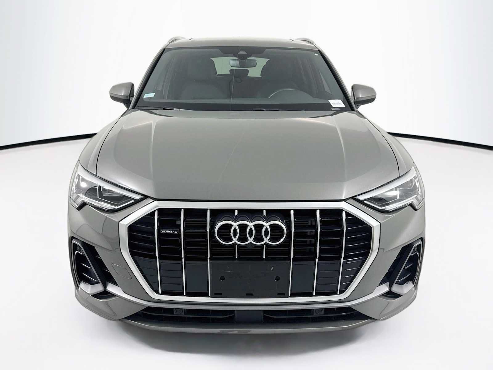 Used 2023 Audi Q3 2.0T Premium Plus AWD/4WD image 6