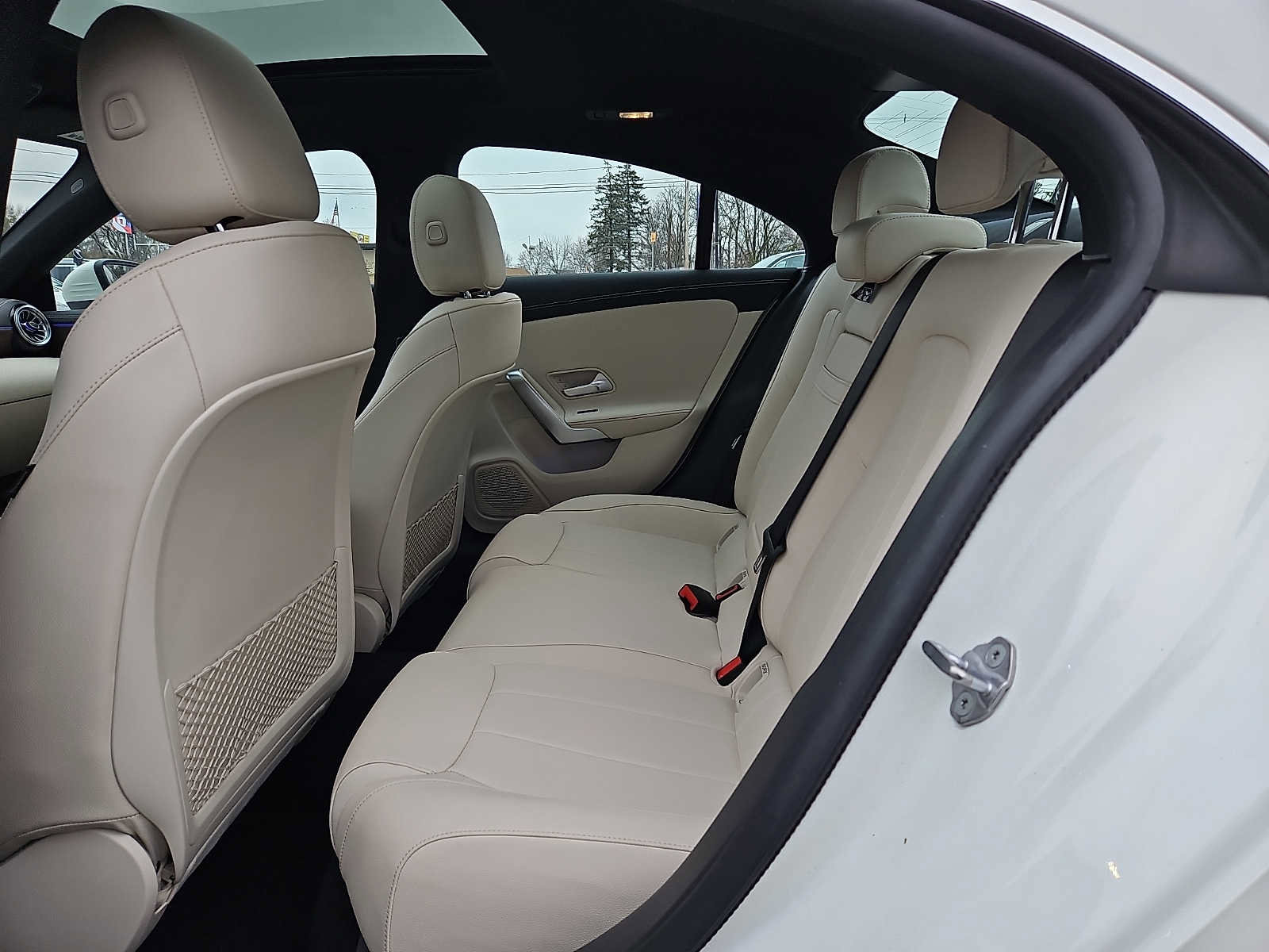 Used 2023 Mercedes-Benz CLA 250 4MATIC image 12